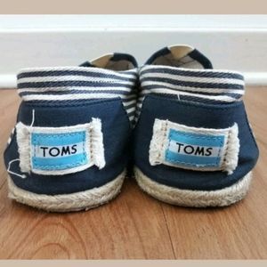 TOMS Navy Blue UNIVERSITY CLASSIC Slip On Shoes